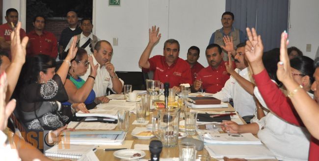 Autorizan escrituración y regularización de predios en “El Milagro”