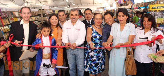 Se inauguró la XIV Feria Nacional del Libro de Uruapan