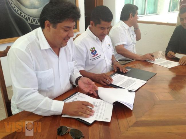 Signan convenio de colaboración Proam y Ayto de Lázaro Cárdenas