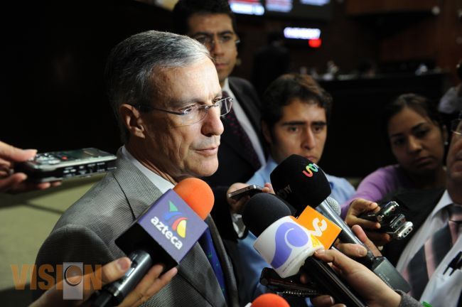 Consenso entre los diputados, base para conformación del IFE: González Morfín