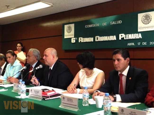Aprueban diputados federales exhorto para el uso de condón femenino y prevención de embarazos