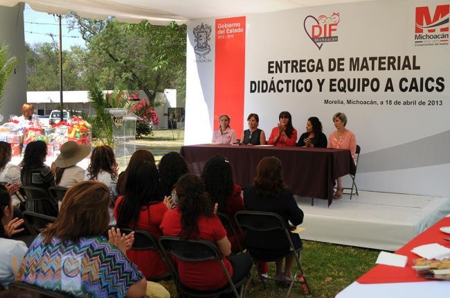 Equipa DIF Michoacán Centros de Asistencia Infantil Comunitarios.