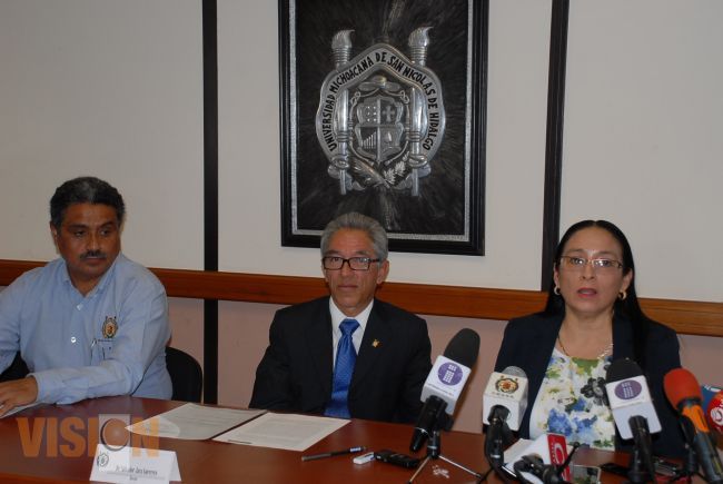 Obtiene reacreditación la Facultad de Enfermería de la UMSNH
