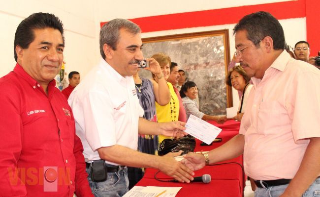 Proyectan eliminar aulas de palitos en Uruapan