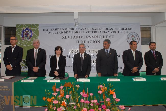 Reacreditan Programa de la Facultad de Veterinaria 