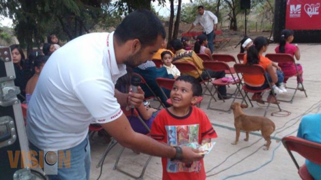 Acerca Sepsol cultura a niños de Ario de Rosales