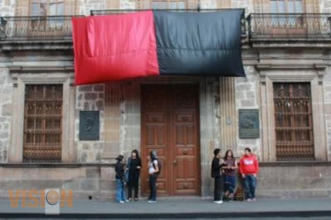 Estalla huelga en la UMSNH