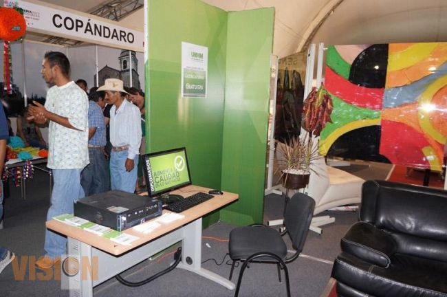 UNIVIM presente en la Expo Feria Michoacán 2013