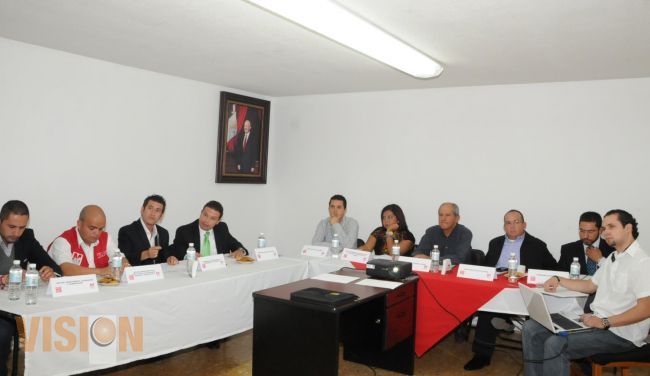 El Servicio Social de pasantes amplía áreas donde estudiantes puedan aplicar el conocimiento.