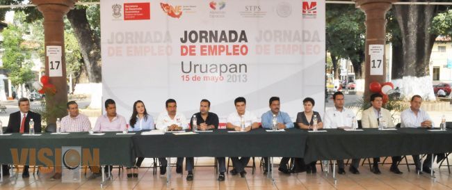 Se efectuó en Uruapan primera jornada del empleo del 2013