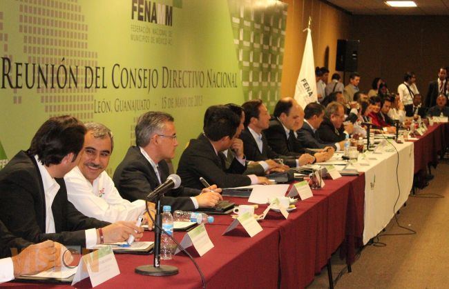Asiste Aldo Macías a la Conferencia Anual de Municipios 2013