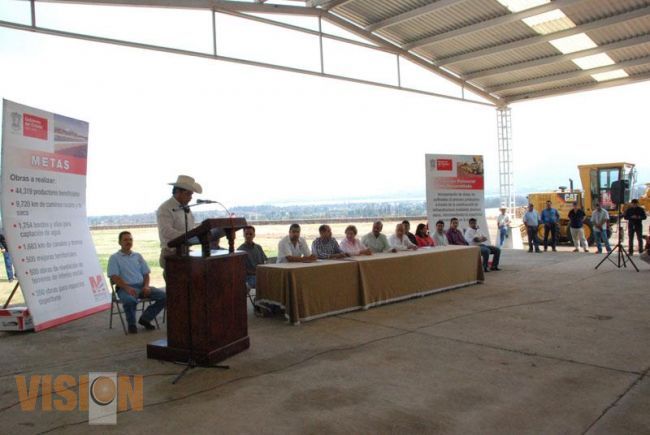 Maquinaria pesada fundamental para construir mejores oportunidades