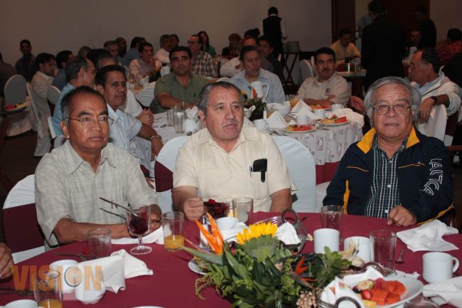 Fueron homenajeados maestros del Instituto Tecnológico de Morelia 
