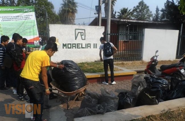 Conalep Morelia II se suma a los trabajos de limpieza 