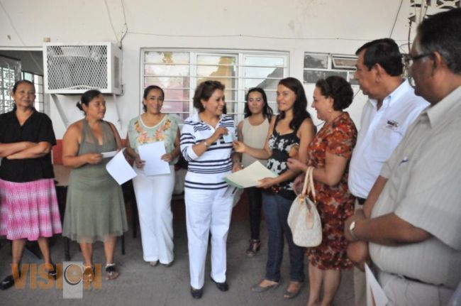 Impulsan acciones a favor de las mujeres huetamenses 
