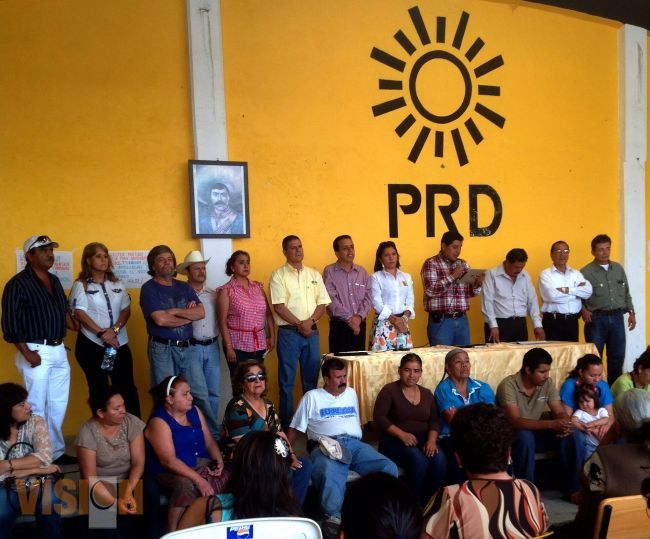 Toman protesta a Comité Municipal del PRD de Uruapan