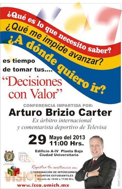 Arturo Brizio, ex arbitro imparte conferencia en la UMSNH, 