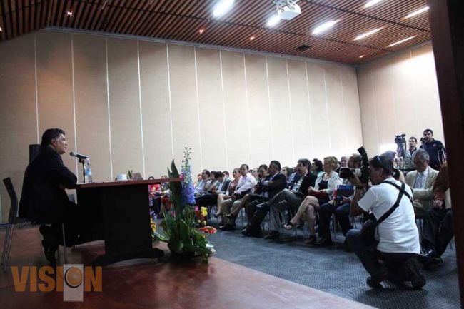 Michoacán y México tienen todo para ser ejemplo en materia educativa: Jesús Sierra