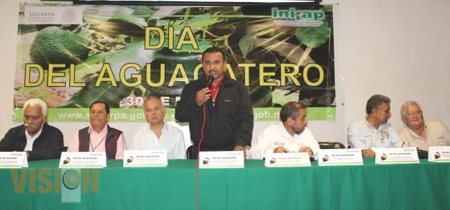 Se celebró el día del aguacatero en Uruapan