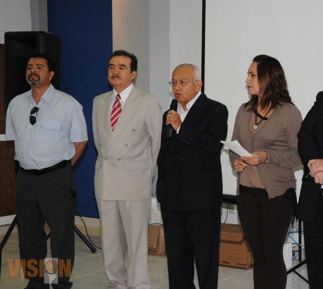 Certifica Microsoft a planteles del Cecytem