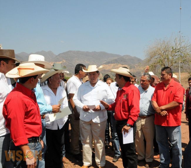 Mejores comunicaciones en la Tierra Caliente de Michoacan: Jesus Reyna