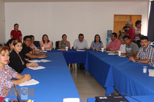 Capacitan a Mipymes para que puedan exportar 