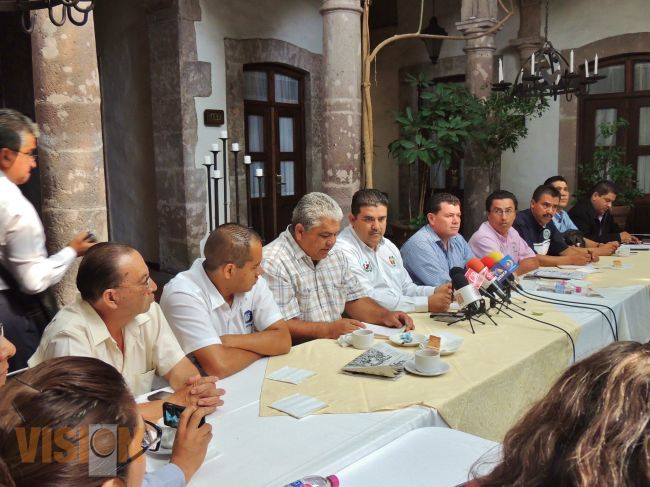 Fesemss amaga con no Iniciar el Ciclo Escolar 2013-2014 en Michoacán. 