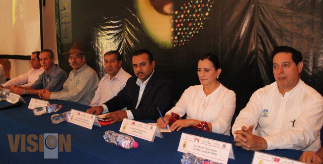 Uruapan a la vanguardia en la producción y exportación del aguacate: Gabino González