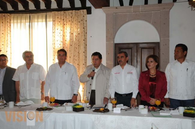 Solicita Gobernador más apoyo a legisladores federales para impulsar la agroindustria