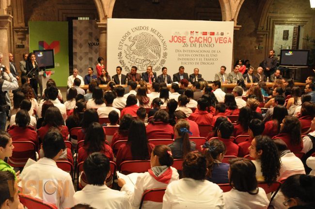 Ayuntamiento promueve alejar a los jóvenes de las adicciones