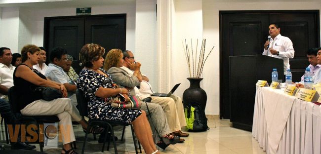 Reforma Financiera debe contemplar a todos los sectores, afirma Silvano Aureoles Conejo