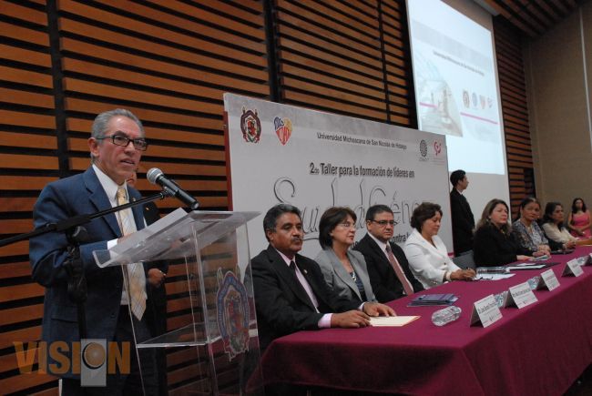 Preparan en la Universidad Michoacana a líderes en equidad de género y no violencia contra la mujer