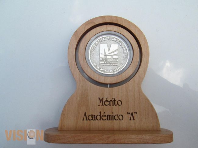 Cierran convocatoria del Premio Estatal al Mérito Juvenil 2013