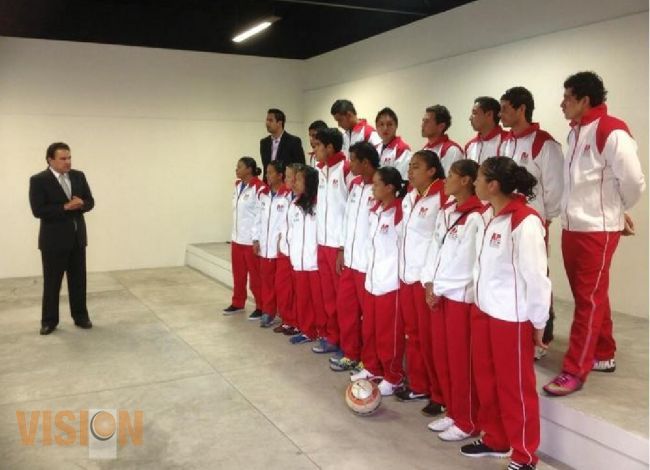 Selecciones Michoacanas de Street Soccer salen con rumbo al D.F.