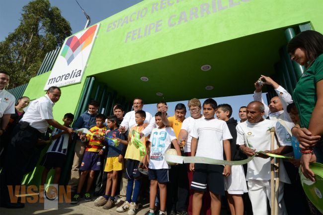 Ayuntamiento acerca servicios a morelianos 