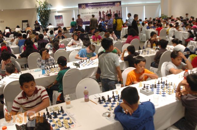 Impulsa la UMSNH el ajedrez con los III Juegos Nacionales infantil y juvenil de Morelia