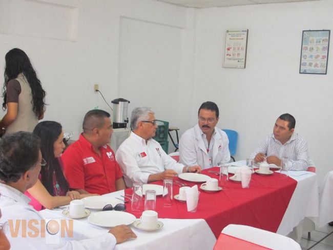 Realiza Rafael Díaz gira por Tepalcatepec y Buenavista Tomatlán 