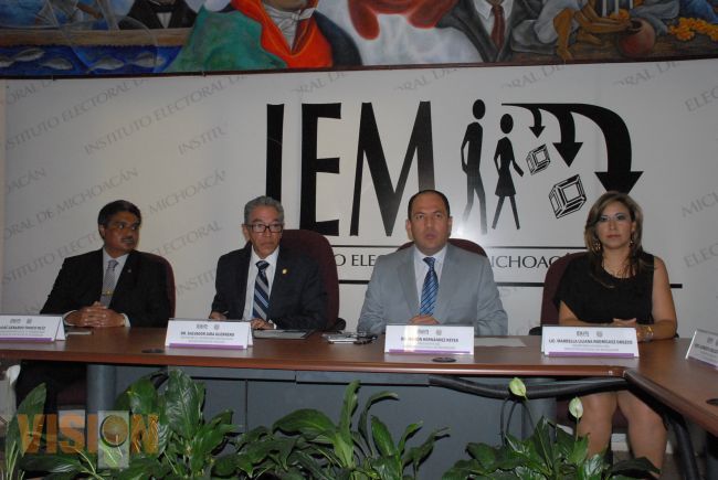 UMSNH e IEM fiman convenio de colaboración 