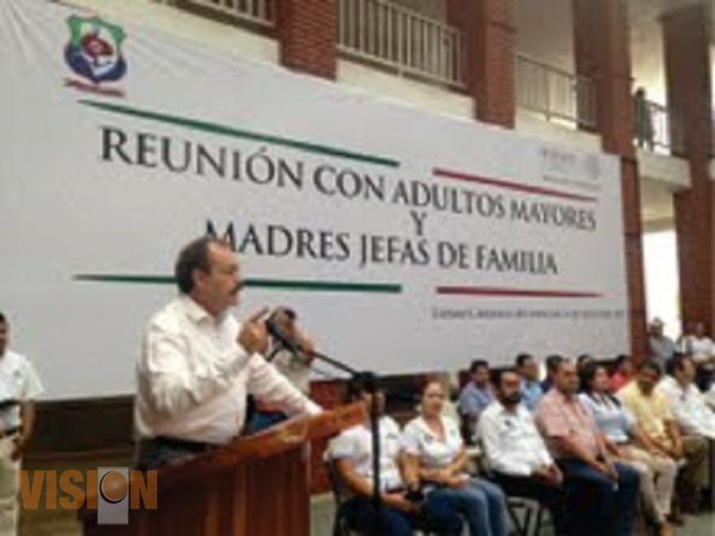 Abre SEDESOL ventanilla de registro para la Pensión de Adultos Mayores en Lázaro Cárdenas