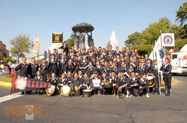 Universidad Michoacana alberga Congreso Nacional de Bandas de Guerra, Escoltas y Guiones 
