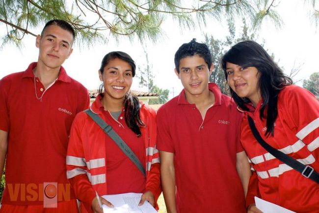 Colegio de Bachilleres mantendrá becas para más de la mitad de sus alumnos