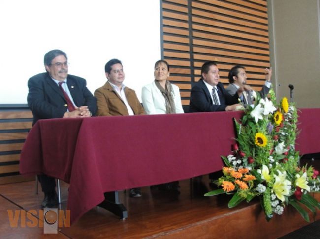 Finaliza el Primer Congreso Nacional de Bandas de Guerra en la UMSNH