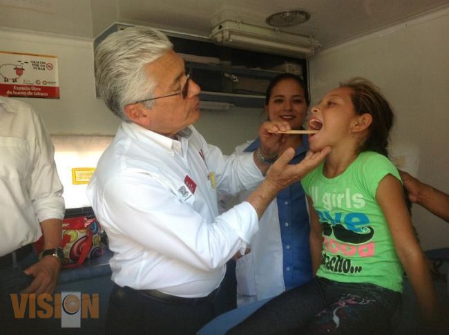 Reconocen al personal de las Caravanas de la Salud