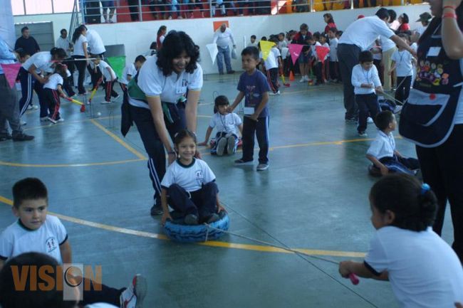 SEE atiende a 10 mil 825 alumnos a través del modelo de educación integral
