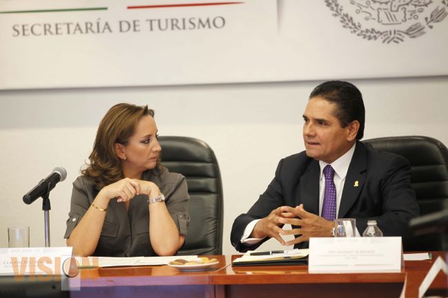 Silvano Aureoles cumple compromisos con el sector turístico de Michoacán