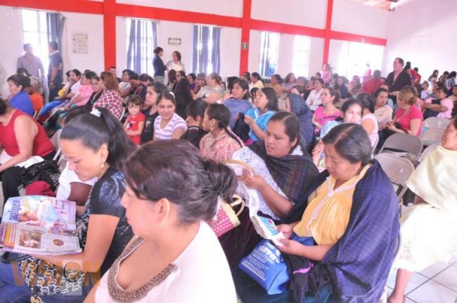 Semujer fortalece a las microempresarias 