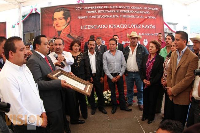 Secretario de Educación asiste a homenaje al general Ignacio López Rayón en Tlalpujahua.