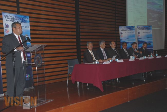 La UMSNH inaugura el foro “Ecología, Conservación y Problemática de los Lagos Michoacanos”.