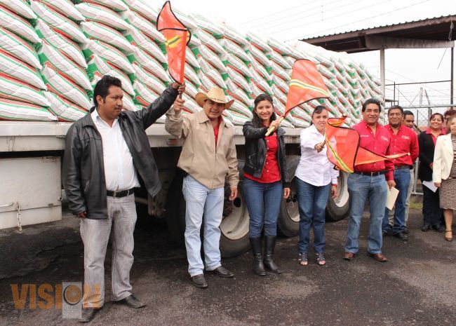 Importante apoyo dio gobierno de Aldo Macías a la actividad agrícola de Uruapan