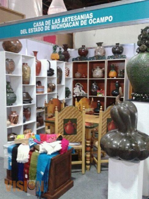 Más de 35 mil visitantes de diferentes países conocieron artesanías de Michoacán 